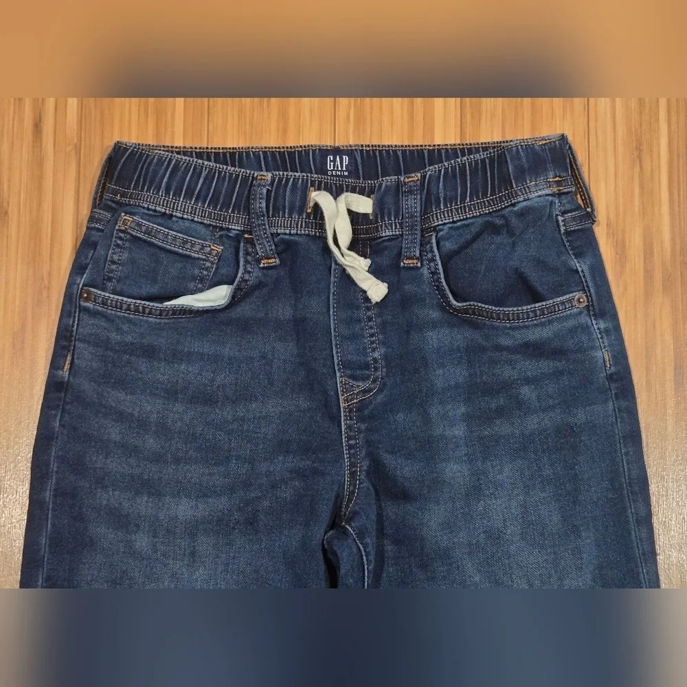 NWOT GAP Blue Jeans